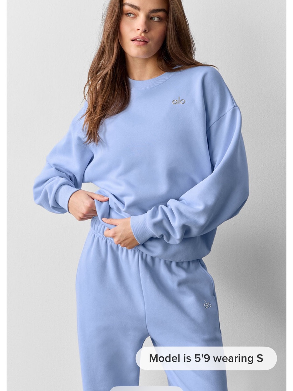 ALO Yoga limited release accolade crewneck in Light Provence Blue colorway